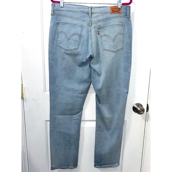 Levi’s CLASSIC STRAIGHT FIT WOMEN'S JEANS - Picture 4 of 7